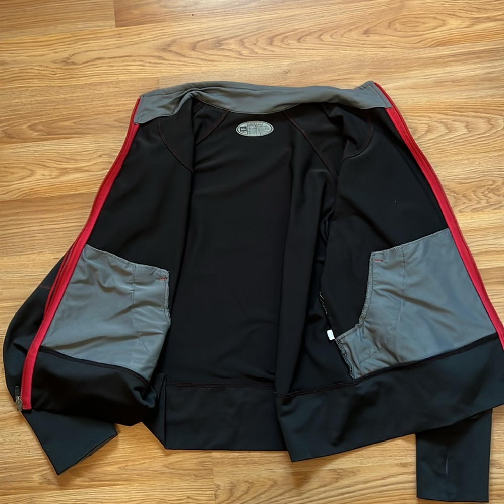 REI Jacket - Picture 7 of 11